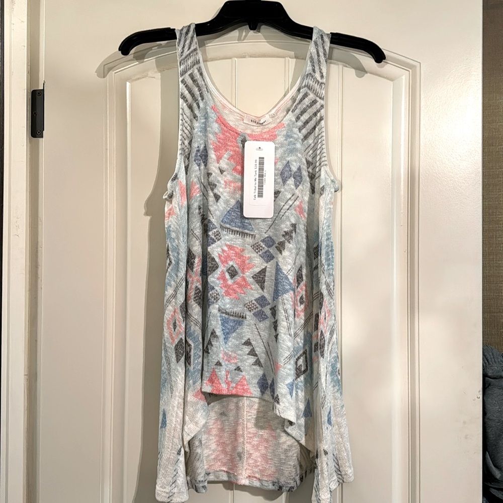 NWT Blu Pepper Sleeveless Top